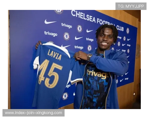 切尔西赛季报销复仇之战：逆境中的荣耀重现